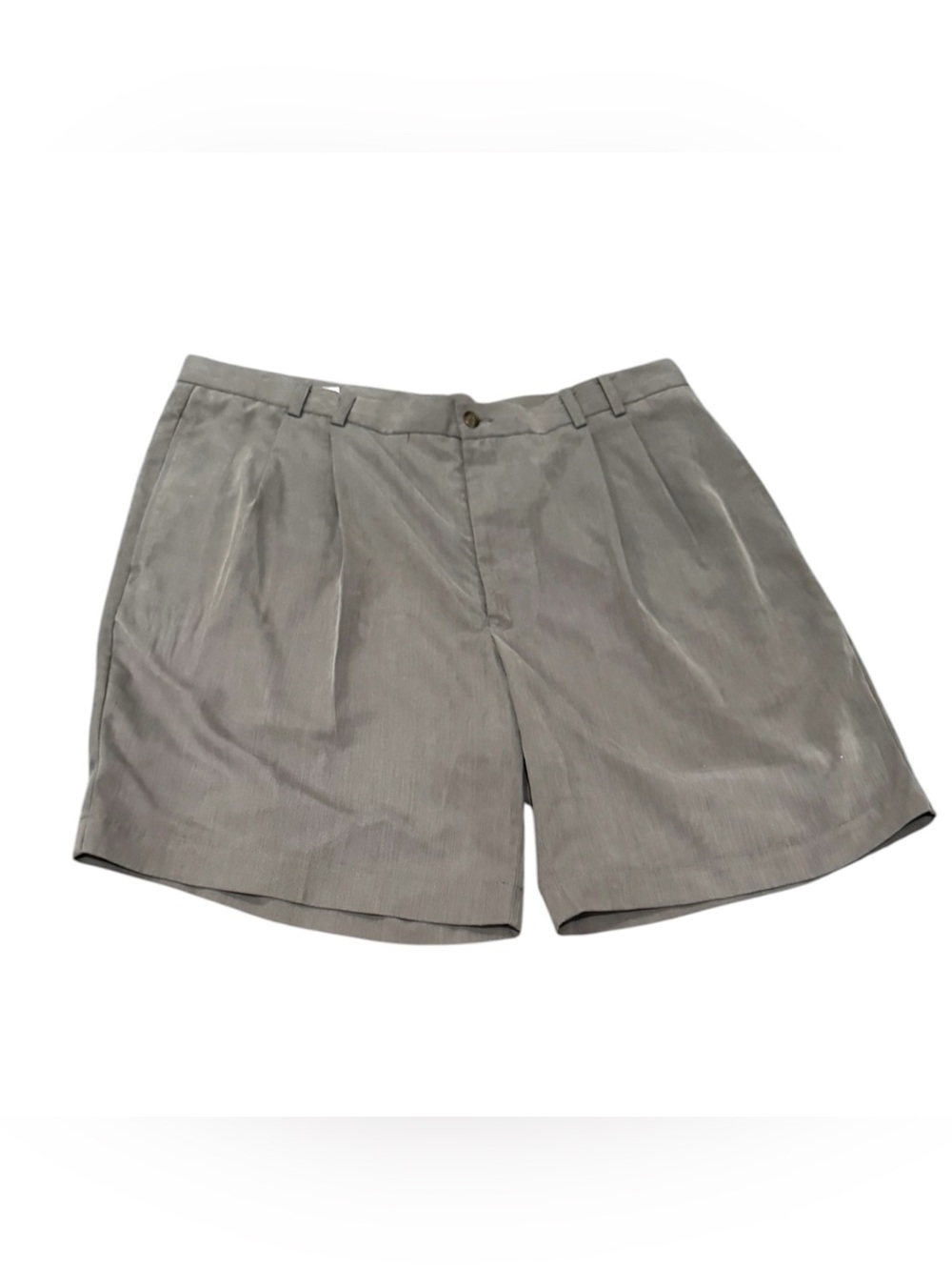 Perry Ellis Men's Light Gray Flat-Front Shorts